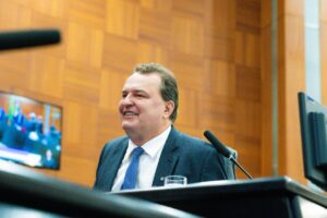 Leia mais sobre o artigo Max Russi comemora 245 anos do município de Poconé com recursos locais