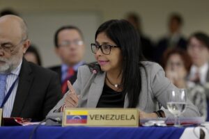 Leia mais sobre o artigo Parlamento da Venezuela aprova reforma da lei petrolífera