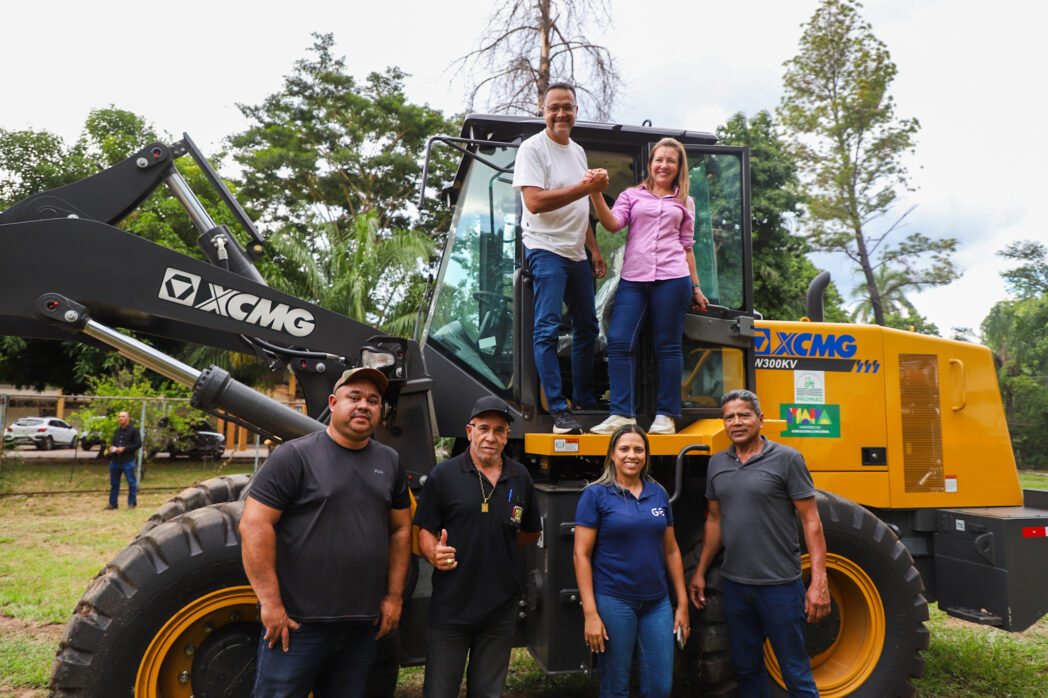 No momento, você está visualizando Várzea Grande recebe maquinário do MAPA para fortalecimento da Agricultura Familiar