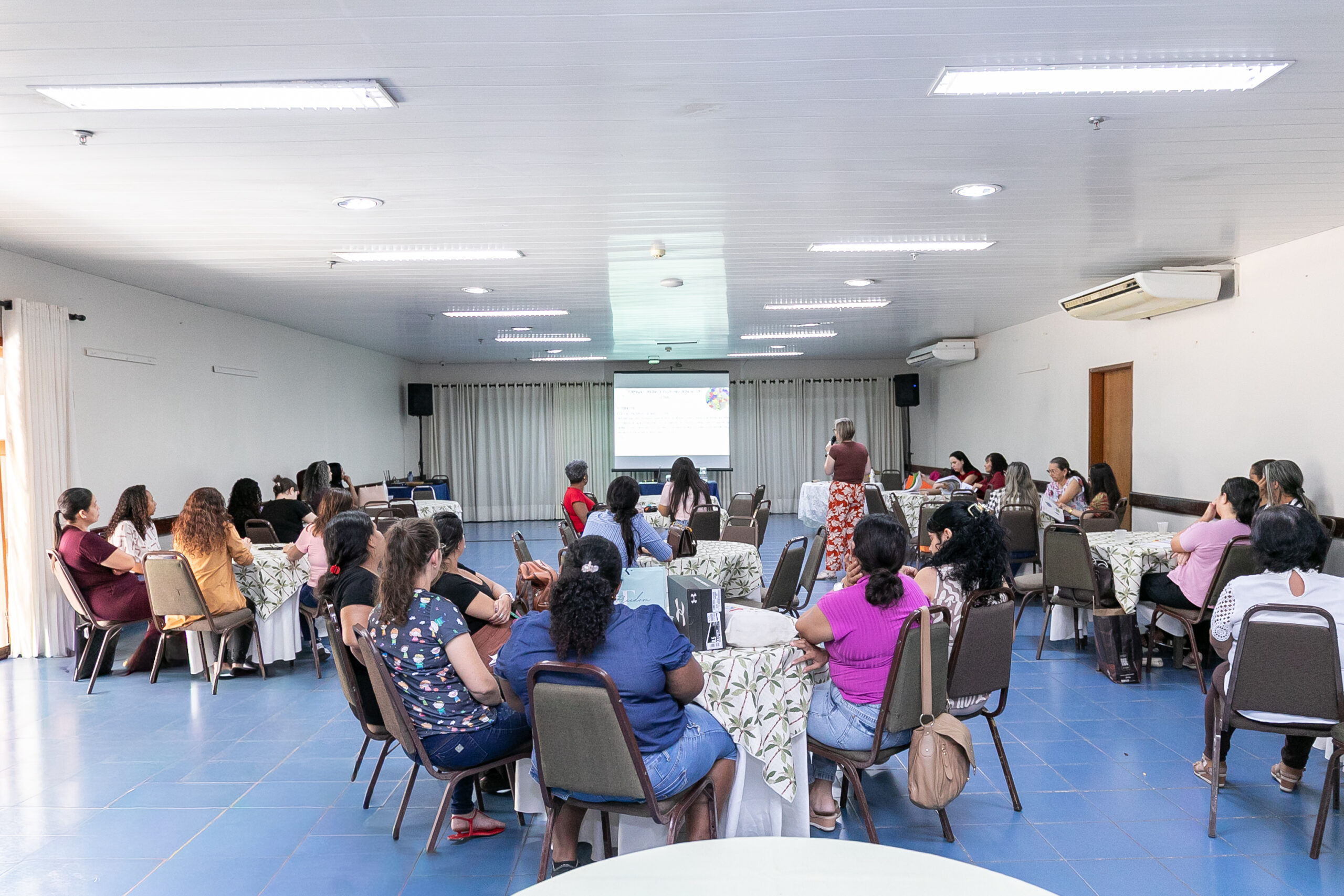 No momento, você está visualizando Cuiabá adere aos cursos da “Escola On, Violência Off”; saiba como se inscrever