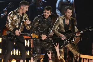 Leia mais sobre o artigo Jonas Brothers voltam ao Brasil em show único