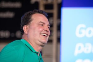 Leia mais sobre o artigo Arenápolis completa 72 anos com investimentos e ações do deputado Max Russi