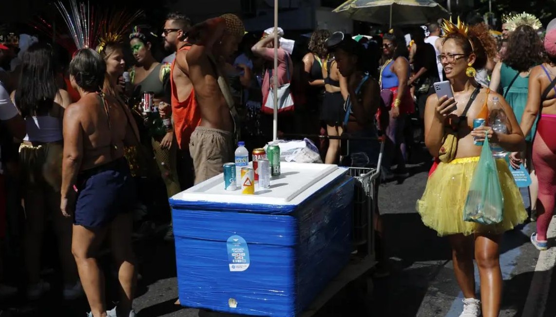 No momento, você está visualizando Saiba como se prevenir dos golpes financeiros no carnaval