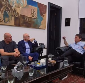 Leia mais sobre o artigo Em São Paulo, Abilio discute PPPs com Tarcísio e Pivetta
