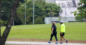 Leia mais sobre o artigo VARIZES? veja o treino que desincha pernas e melhora circulação