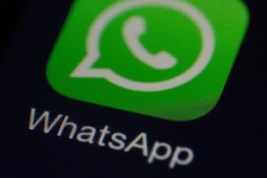Leia mais sobre o artigo Golpes no WhatsApp serão notificados com nova função da Meta