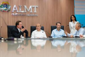 Leia mais sobre o artigo Max Russi recebe delegação da Shandong Gold Mining na ALMT