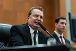 Leia mais sobre o artigo Max Russi propõe ação no TJMT e derruba taxa de ICMS sobre geração de energia solar