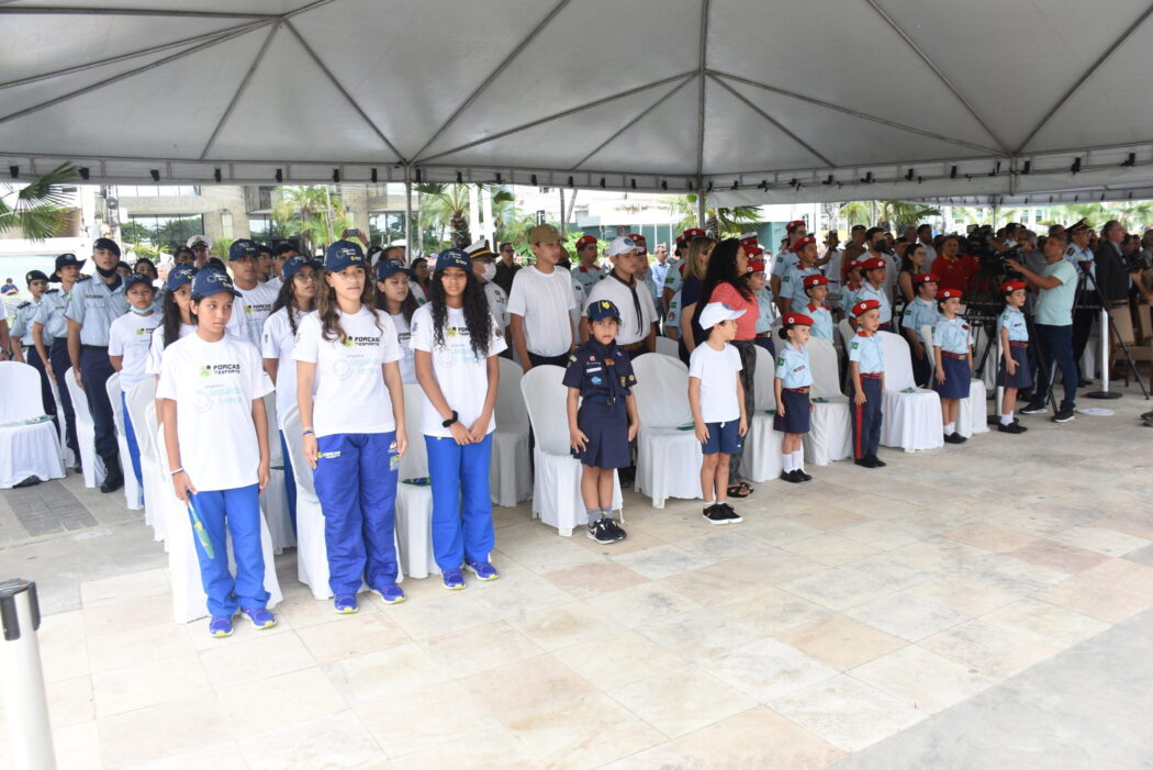 No momento, você está visualizando Mais de 1 milhão de jovens são forçados a ter relação sexual, diz IBGE