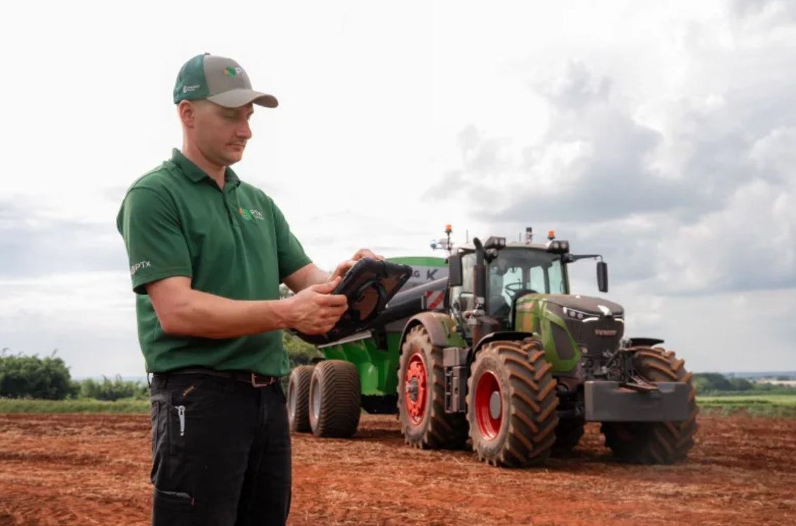 No momento, você está visualizando Trator autônomo já é realidade e pode reduzir combustível em até 15%