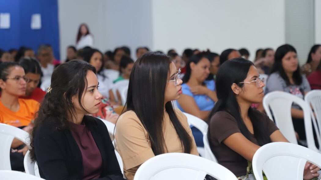 No momento, você está visualizando Várzea Grande realiza 1º Encontro Formativo para Técnicos de Desenvolvimento Educacional Especializado