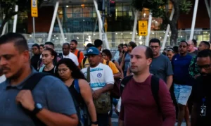 Leia mais sobre o artigo Desemprego no 1º trimestre é de 6,1%, o menor já registrado no período