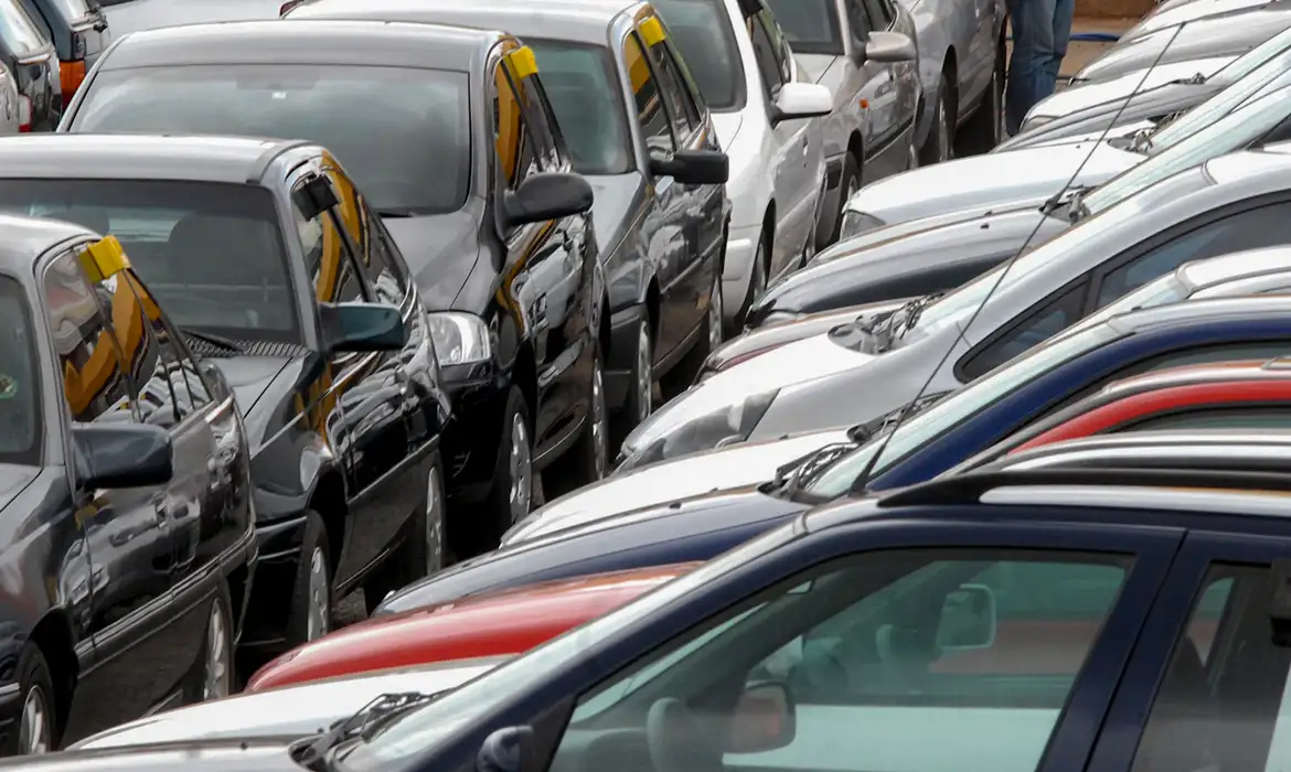 No momento, você está visualizando Financiamento de carros e motos cresce 11,8% em abril, indica Trillia