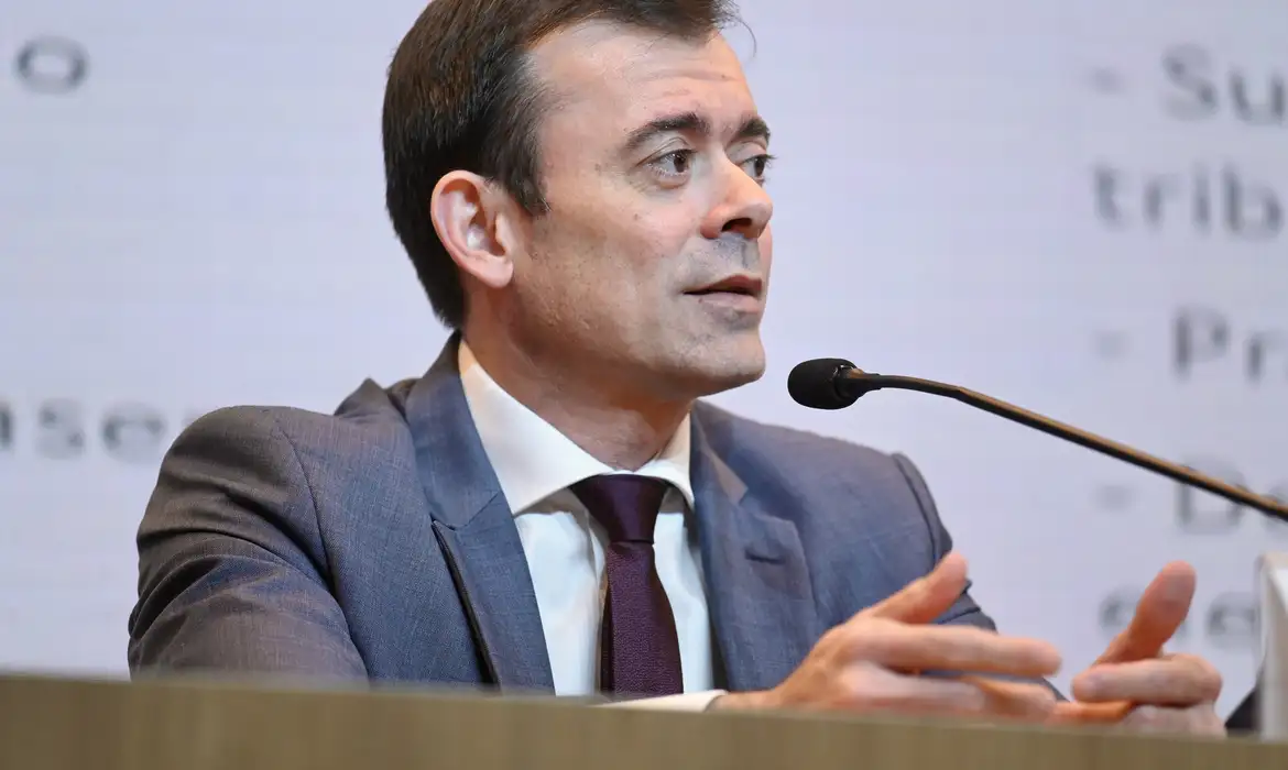 No momento, você está visualizando Governo fará ajuste para proibir bets no Desenrola Fies
