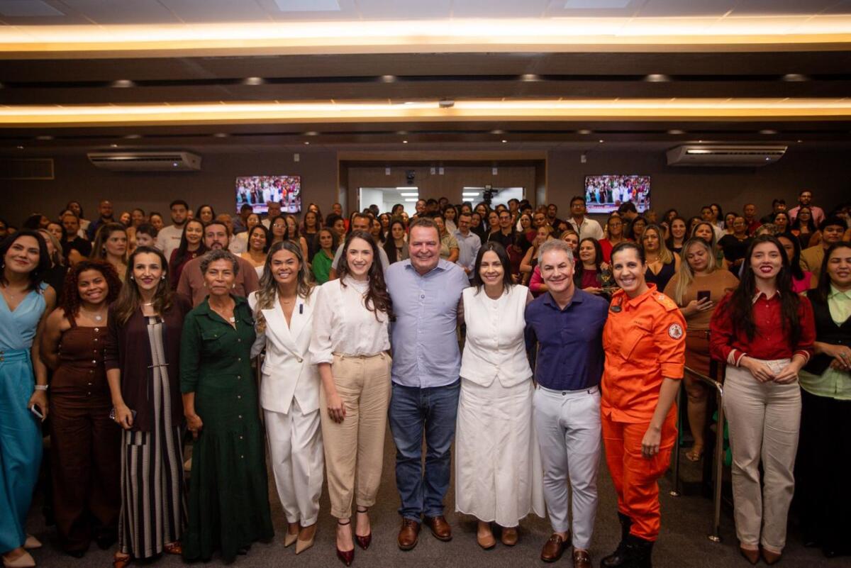 No momento, você está visualizando Max Russi recebe reconhecimento de profissionais da enfermagem em MT