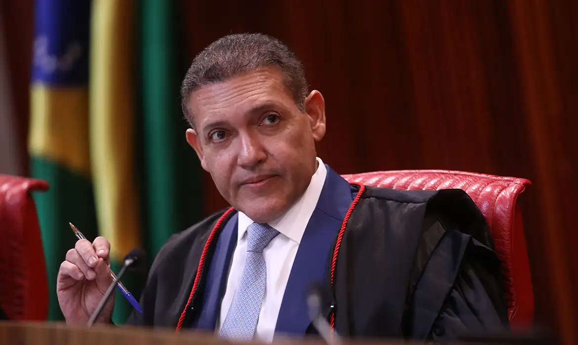 No momento, você está visualizando Nunes Marques toma posse na presidência do TSE e vai comandar eleições