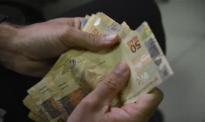 Leia mais sobre o artigo Poupança tem retirada líquida de R$ 476,4 milhões em abril