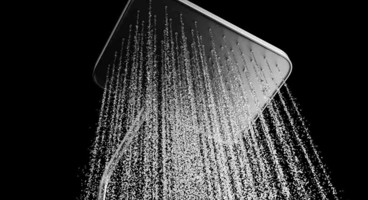 No momento, você está visualizando Chuveiro da Xiaomi tem painel em vidro temperado e função antibacteriana