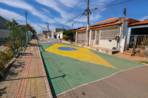 Leia mais sobre o artigo Cuiabá vai montar telões para os jogos do Brasil nas ruas mais decoradas