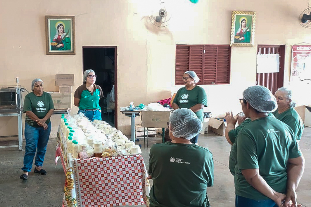 No momento, você está visualizando Curso de produção artesanal de queijos amplia renda e fortalece a agricultura familiar em Várzea Grande