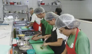 Leia mais sobre o artigo Desemprego até maio cai para 5,6%, o menor já registrado no período