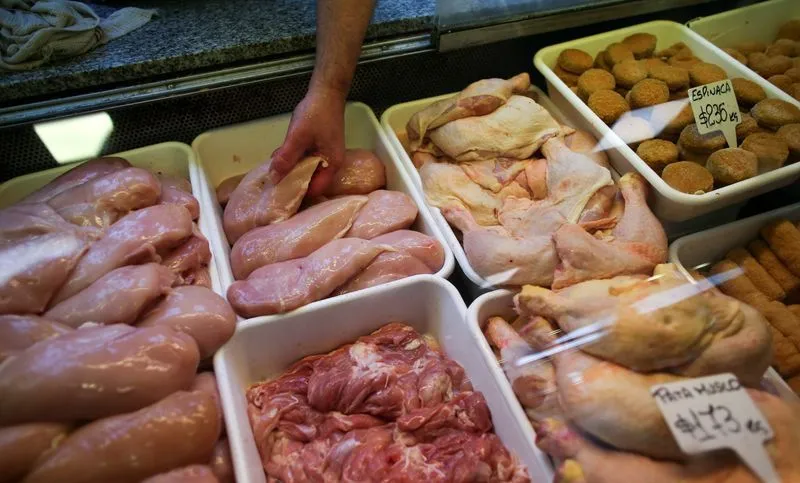 No momento, você está visualizando Exportações de frango superam US$ 1 bilhão em maio