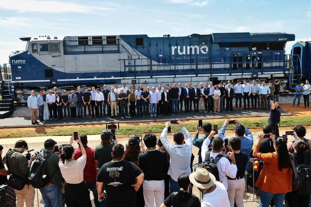 No momento, você está visualizando Governo de MT e Rumo inauguram 1º trecho da Ferrovia Estadual