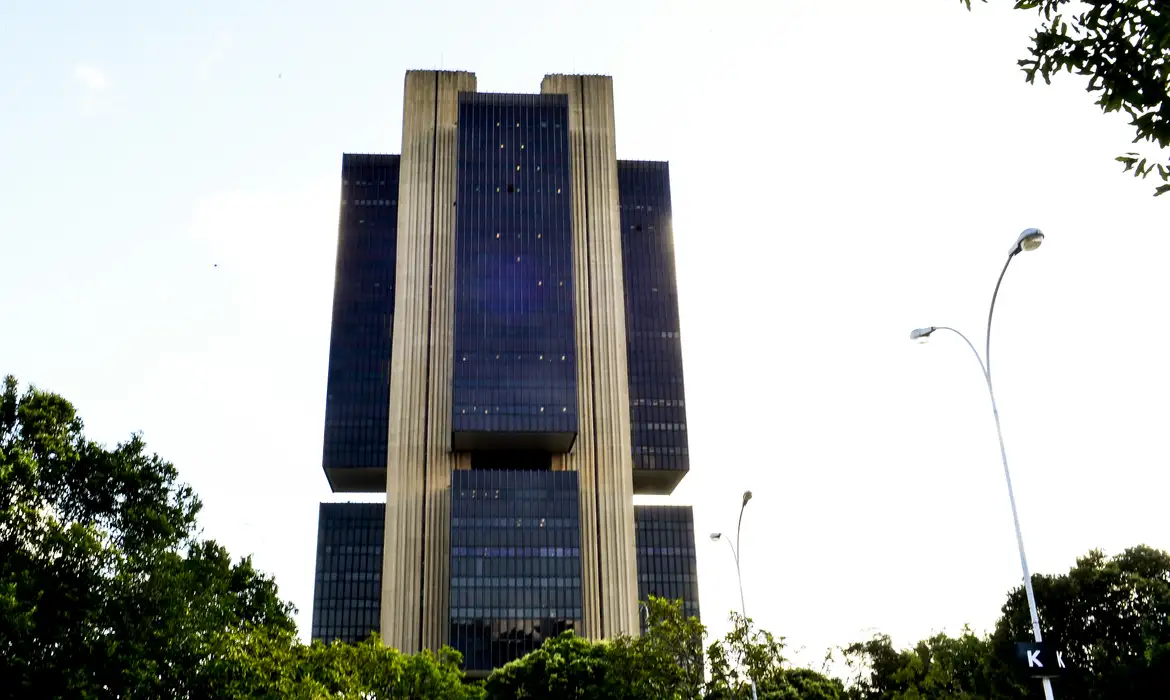 No momento, você está visualizando Mercado financeiro eleva previsão da inflação para 5,11% este ano
