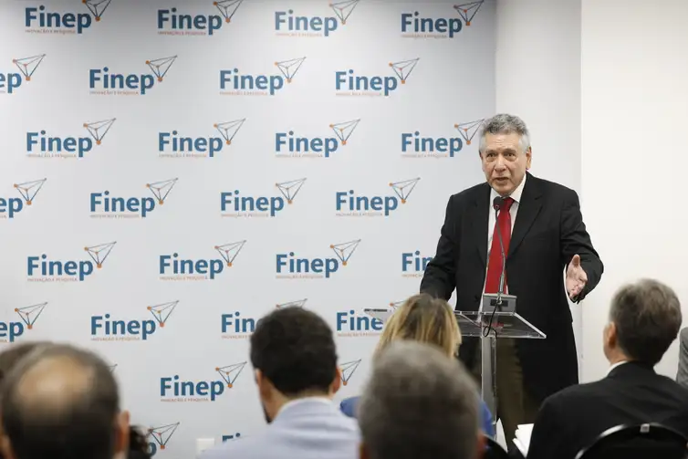 No momento, você está visualizando Programa destina R$ 360 milhões a pequenas empresas inovadoras