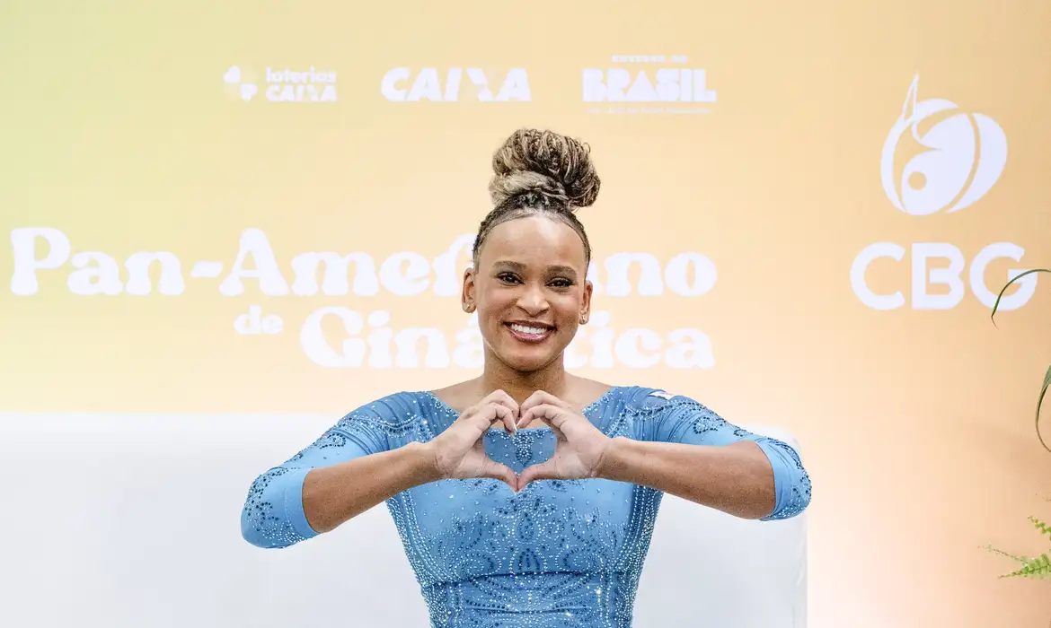 No momento, você está visualizando Rebeca Andrade volta com ouro no Pan de ginástica artística