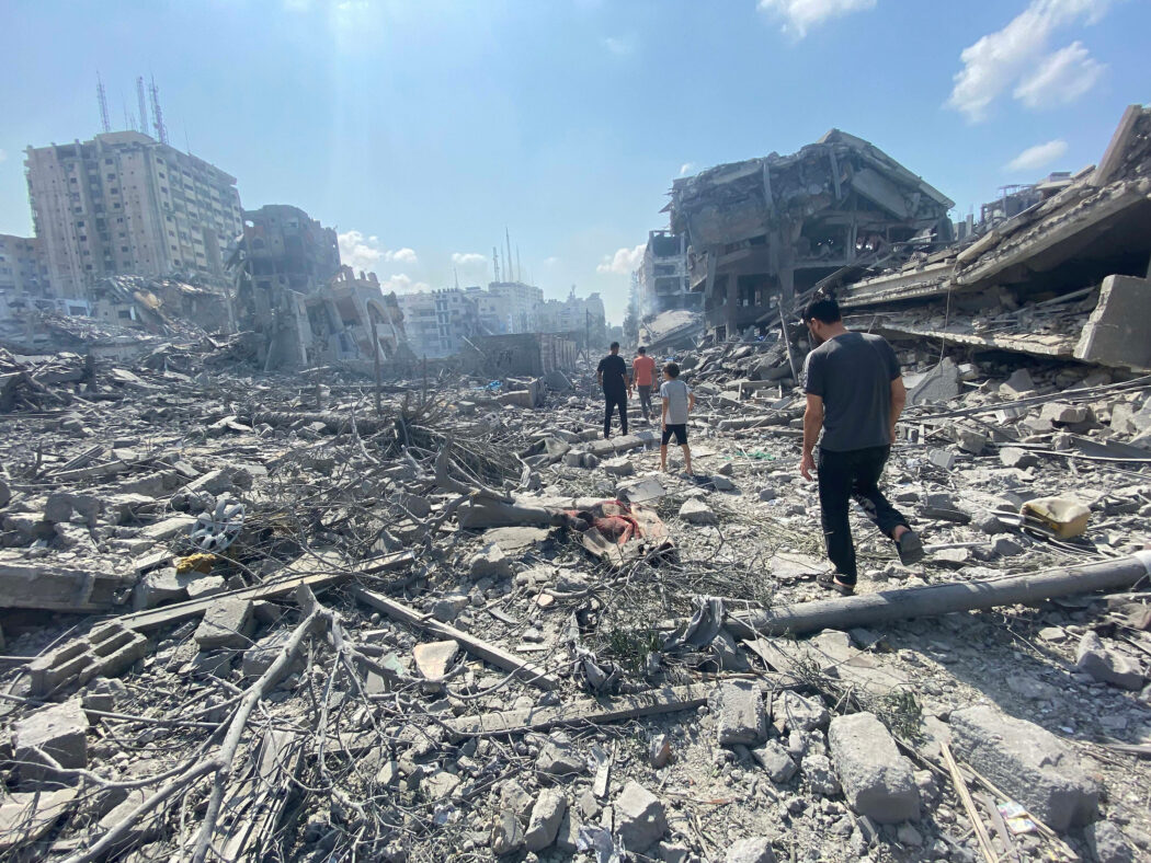 No momento, você está visualizando Hamas confirma acordo para seu desarmamento e retirada de Israel de Gaza