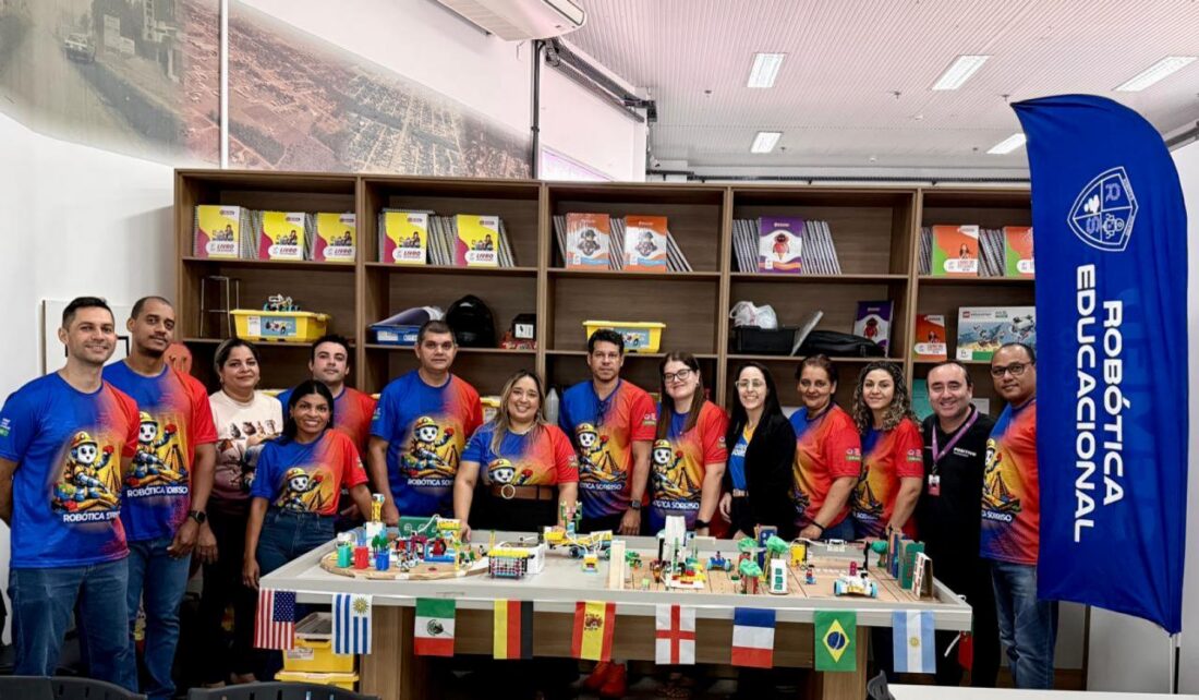 No momento, você está visualizando Professores de robótica de Sorriso passam por formação da LEA