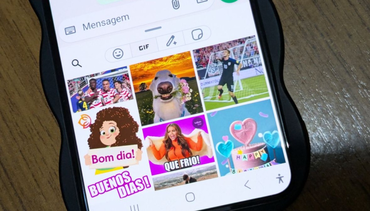 No momento, você está visualizando WhatsApp já tem alternativa para usar GIFs após fim de buscador