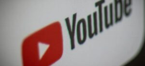 Leia mais sobre o artigo YouTube detalha regras que vão desmonetizar vídeos genéricos de IA
