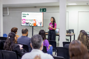 Leia mais sobre o artigo Ação do Agosto Lilás reforça importância da informação no combate à violência contra a mulher