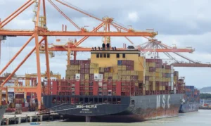 Leia mais sobre o artigo Balança comercial de julho tem superávit de US$ 7 bilhões