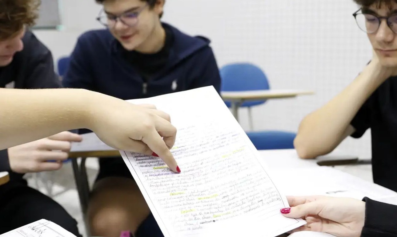 No momento, você está visualizando ENCCEJA 2026: Alunos já podem consultar cartilha de redação