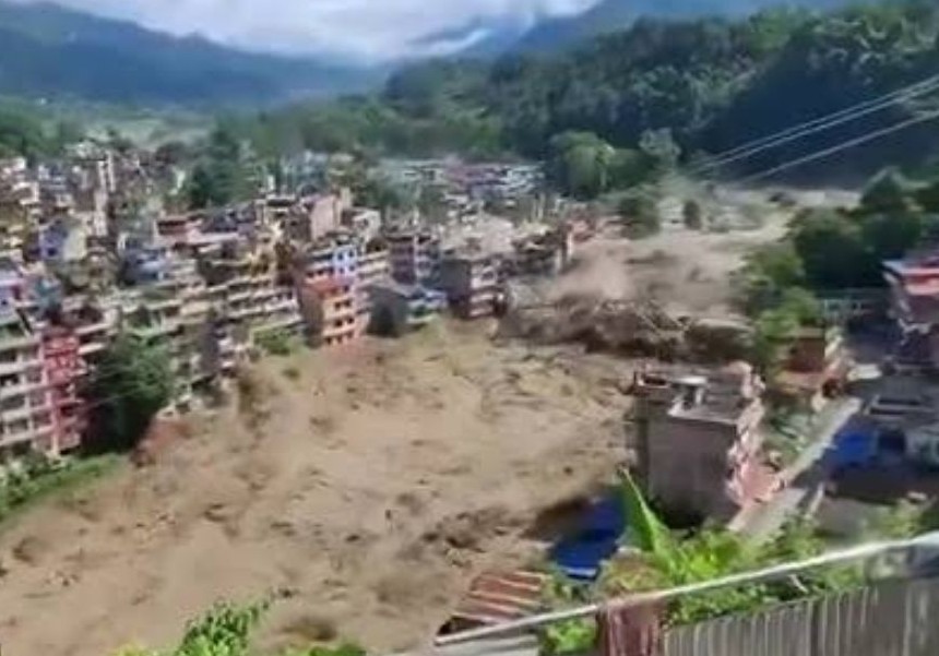 No momento, você está visualizando Deslizamento no Nepal deixa 98 mortos e centenas de desaparecidos