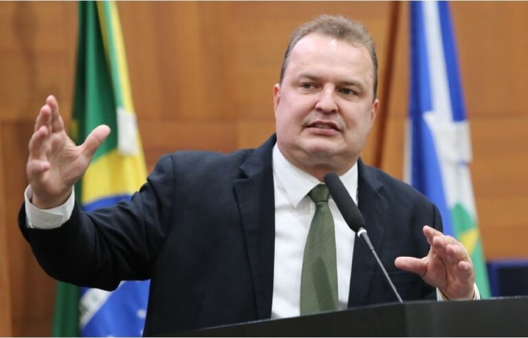 No momento, você está visualizando Max Russi descarta candidatura própria ao Governo