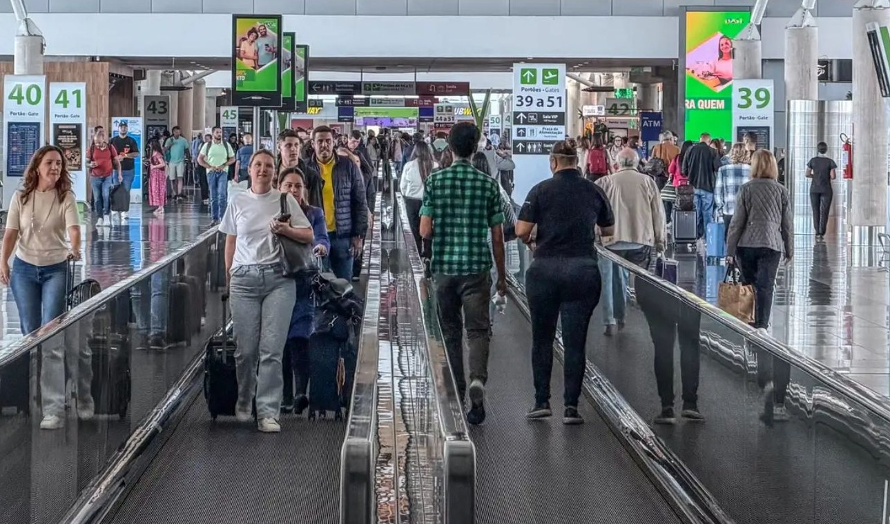 No momento, você está visualizando Setor de serviços fica estável em junho e sobe 2% no 1º semestre