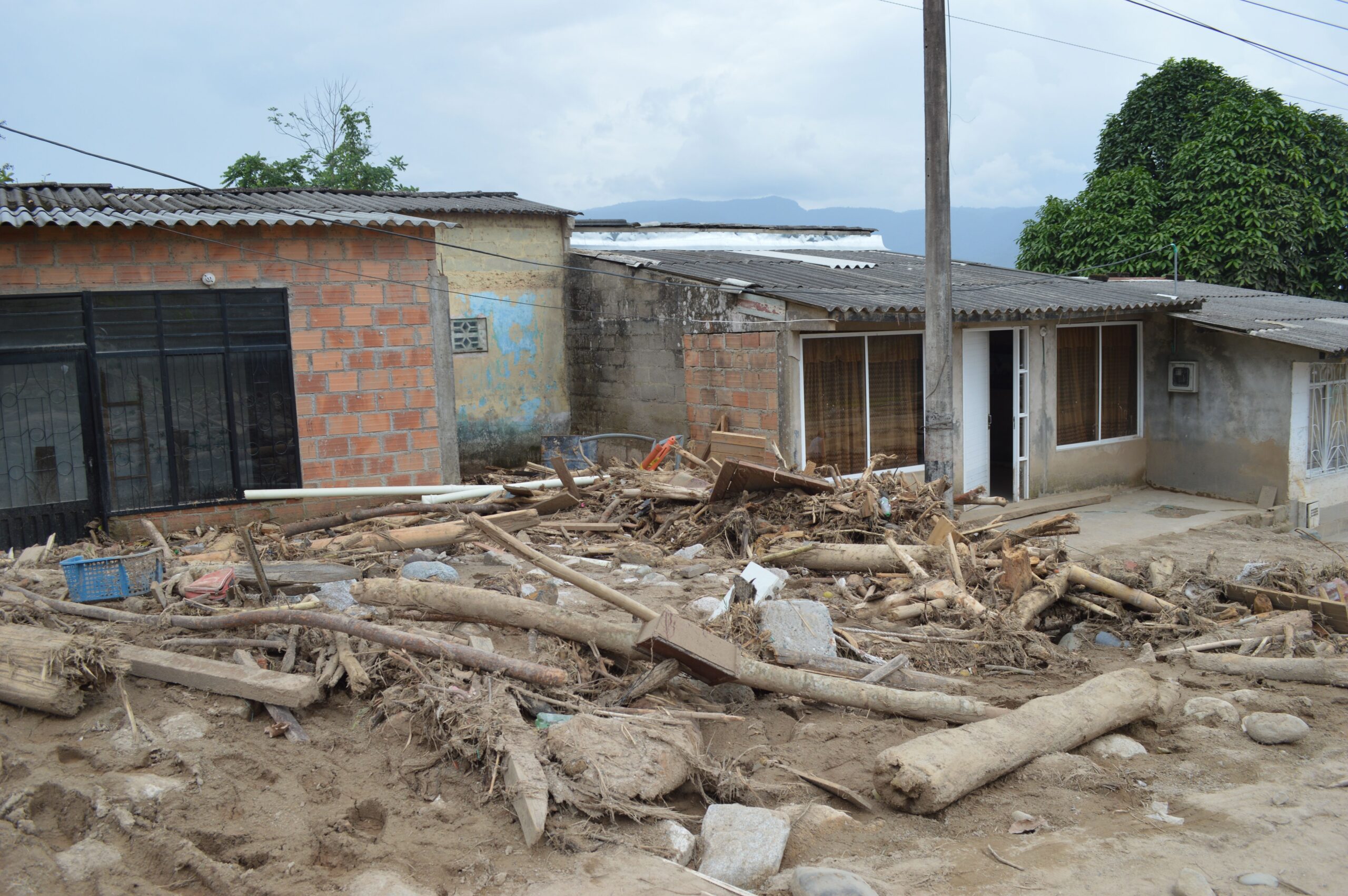 No momento, você está visualizando Terremoto na Espanha deixa feridos e causa transtornos