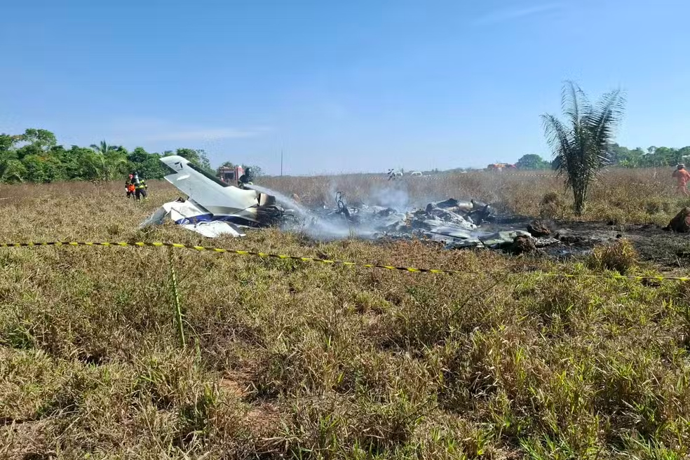 No momento, você está visualizando Avião de pequeno porte cai em MT e deixa três mortos