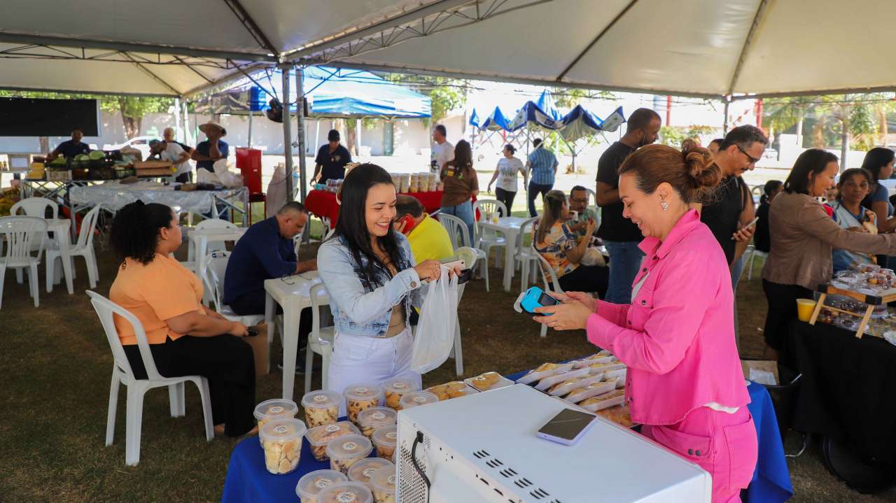 No momento, você está visualizando Feira da Família reúne gastronomia, agricultura familiar e artesanato nesta quinta-feira em Várzea Grande