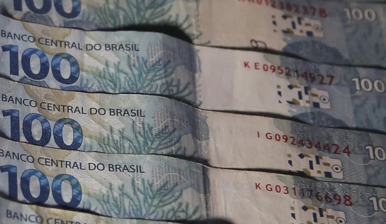 No momento, você está visualizando Contas públicas têm déficit de R$ 10 bilhões em agosto