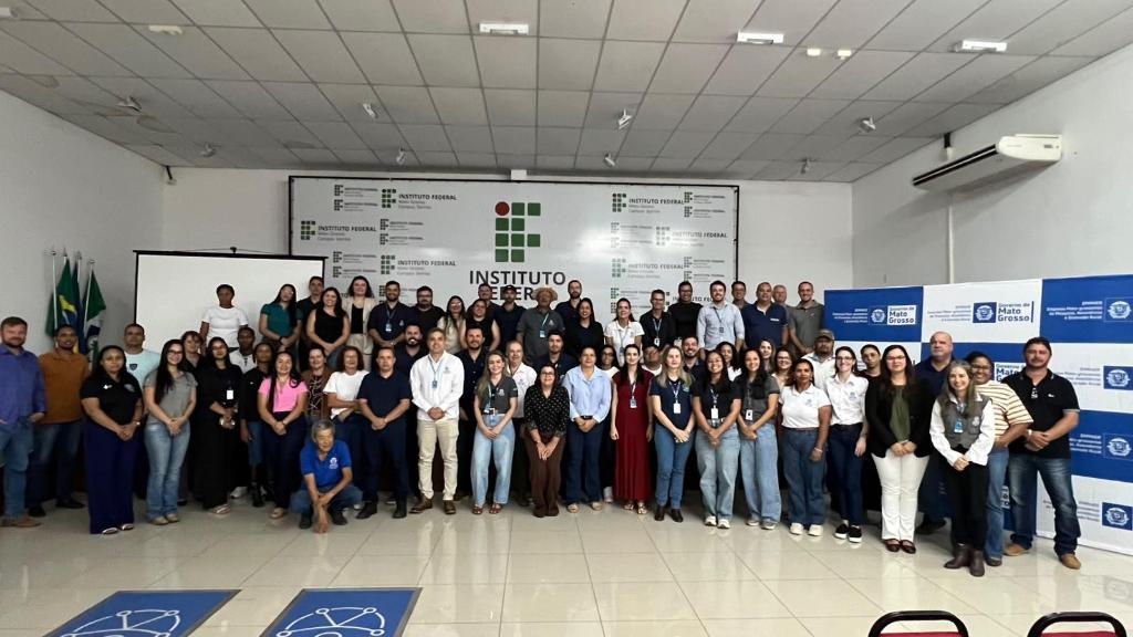 No momento, você está visualizando Empaer capacita extensionistas para transformar a produção familiar em negócios e abrir novos mercados
