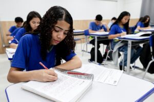 Leia mais sobre o artigo Movimenta Enem reforça orientações e incentivo à participação de estudantes da Rede Estadual no exame