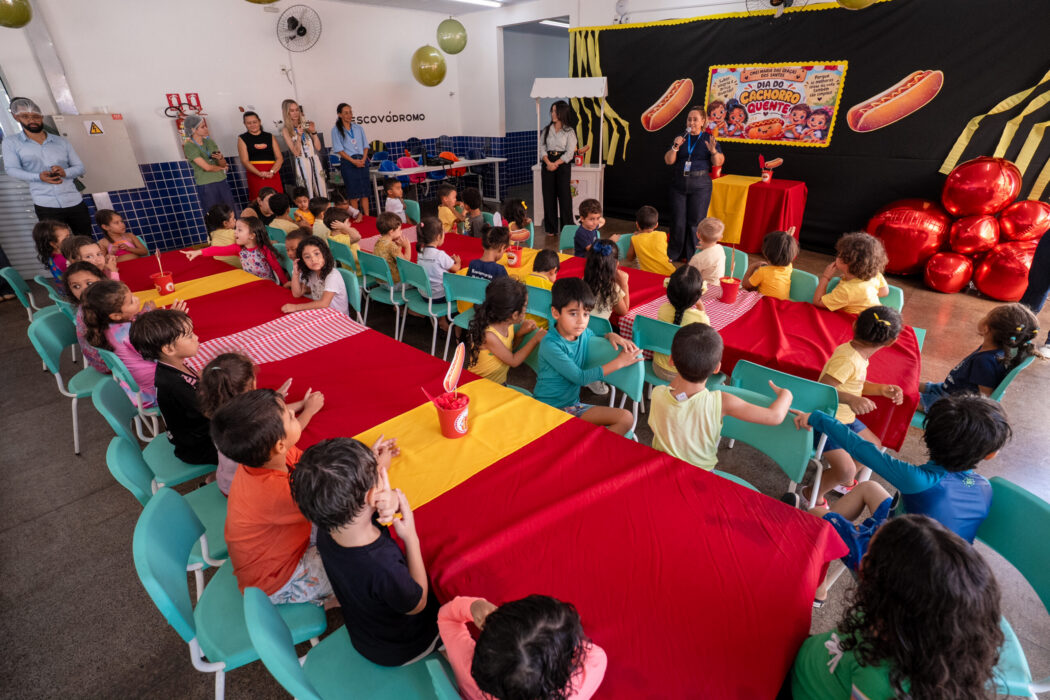 No momento, você está visualizando Rondonópolis promove Dia do Cachorro-Quente Saudável nas escolas