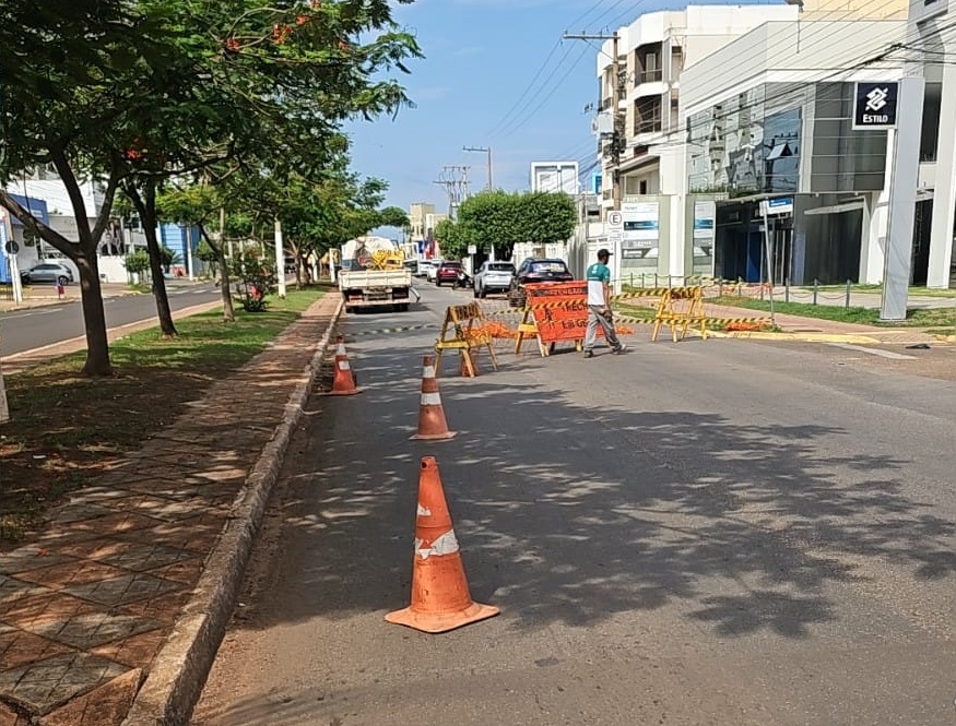 No momento, você está visualizando Rondonópolis interdita trecho na Lions Internacional para implantação de rotatória