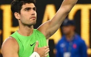 alcaraz-supera-lesao-zverev-7-5-australian-open