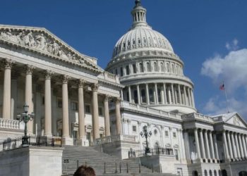 camara-eua-rejeita-limite-ataques-trump-ira